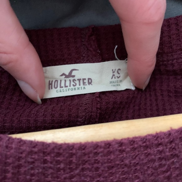 HOLLISTER long sleeve waffle knit shirt size XS - Picture 2 of 2